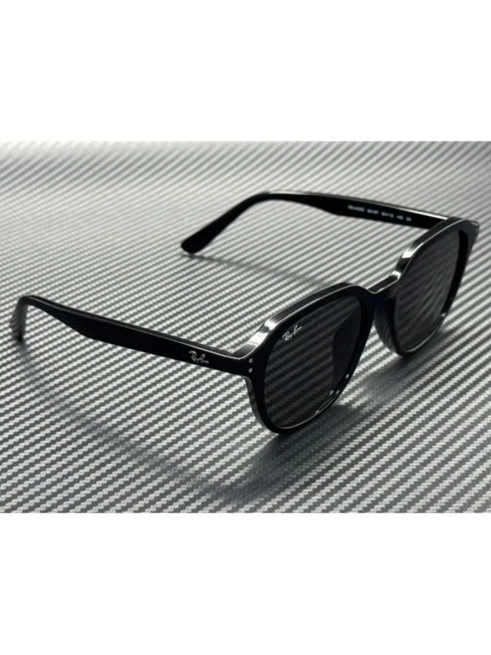 New Ray-Ban Men Black Sunglasses 54-19-145